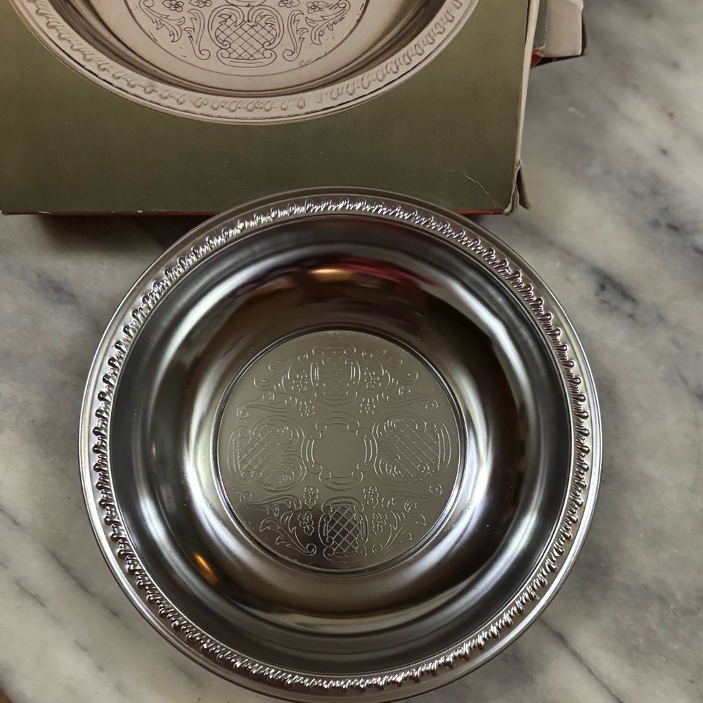 Irvinware Round Candy & Nut Dish Chromeware NEW IN BOX